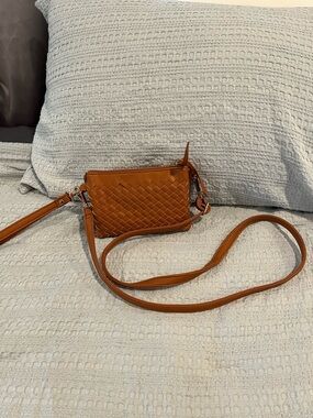 Cato Faux Leather Crossbody Bag in Cognac